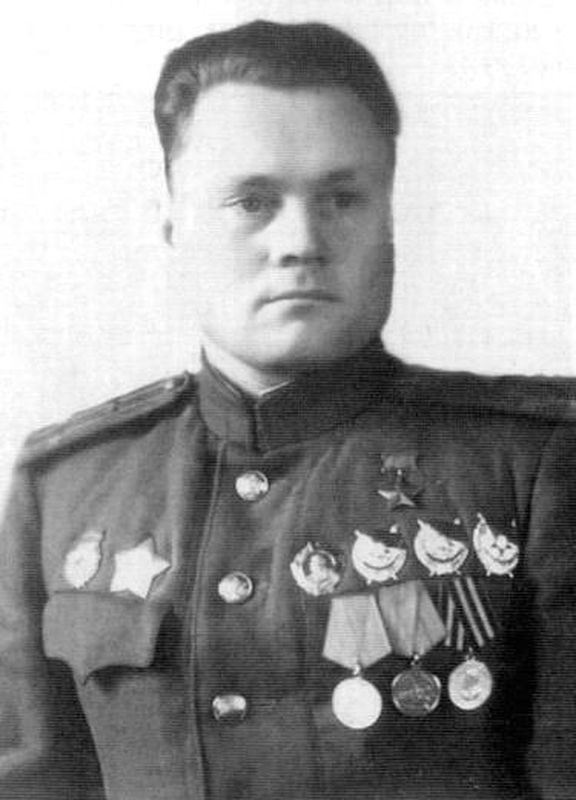 Герой Советского Союза Василий Иванович Шишкин.